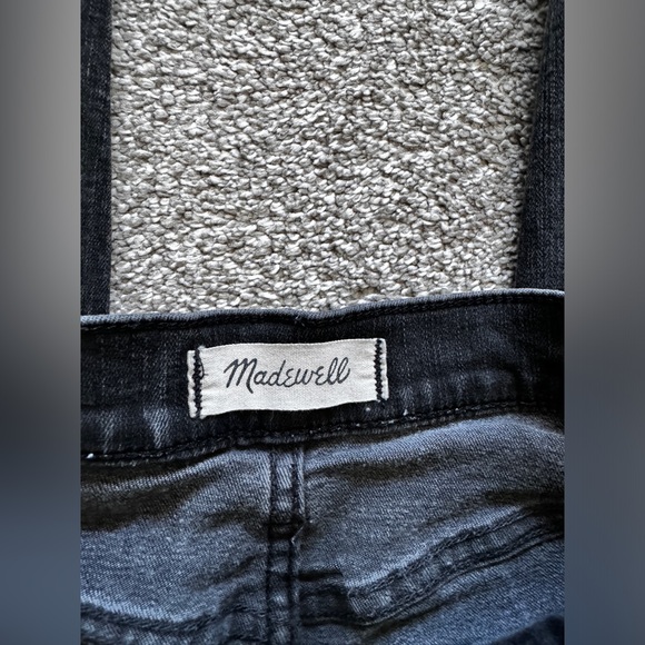 MADEWELL High rise skinny jeans black wash frayed ankles Size 26 - Picture 8 of 10